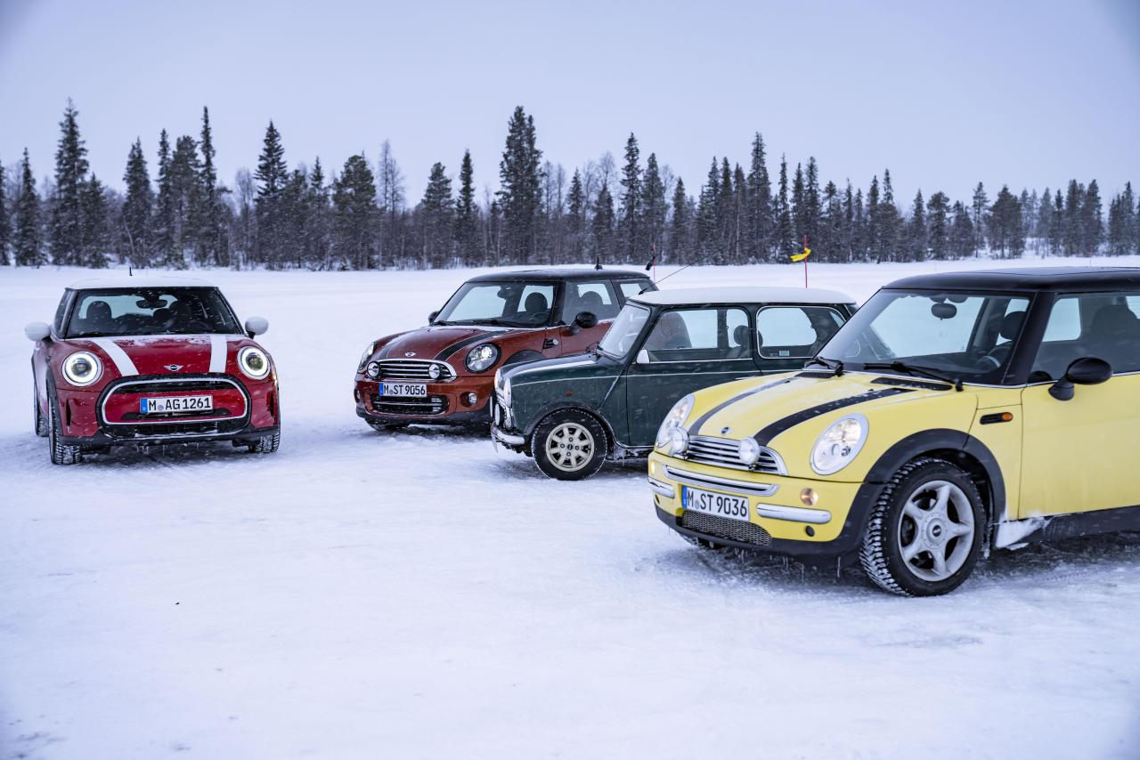 P90453042_highRes_the-mini-generations.jpg