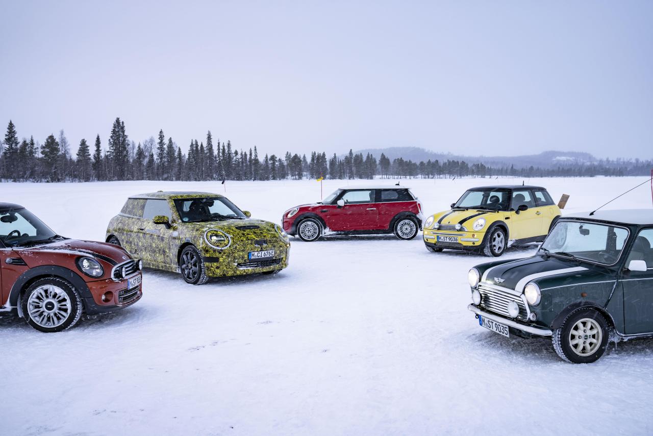 P90453043_highRes_the-mini-generations.jpg