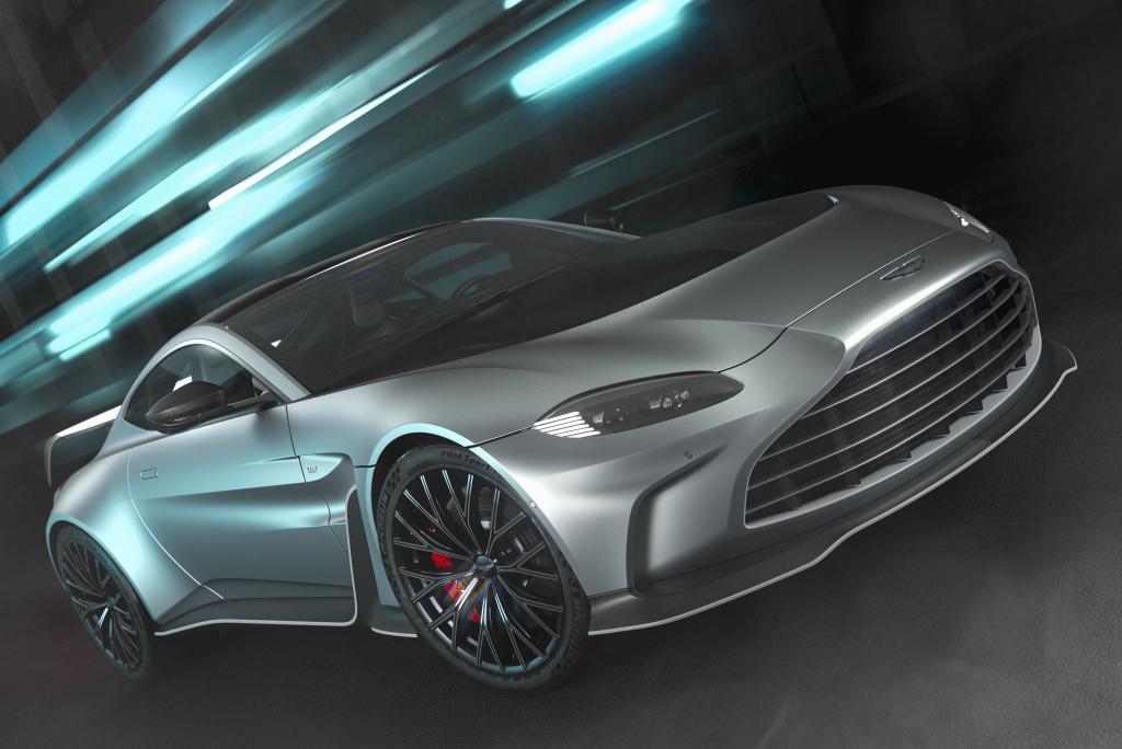 aston_martin_v12_vantage_142_02a3034012490c36.jpg