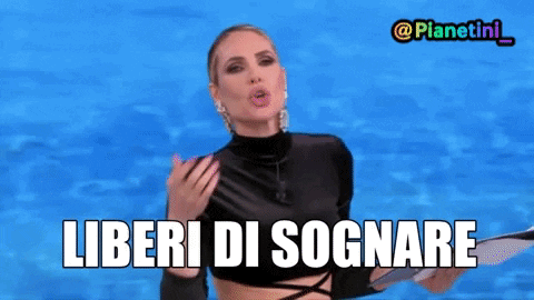 ilary-blasi-isola-liberi-di-sognare.gif.bd540237382b2aade0ce29e8c76b14af.gif