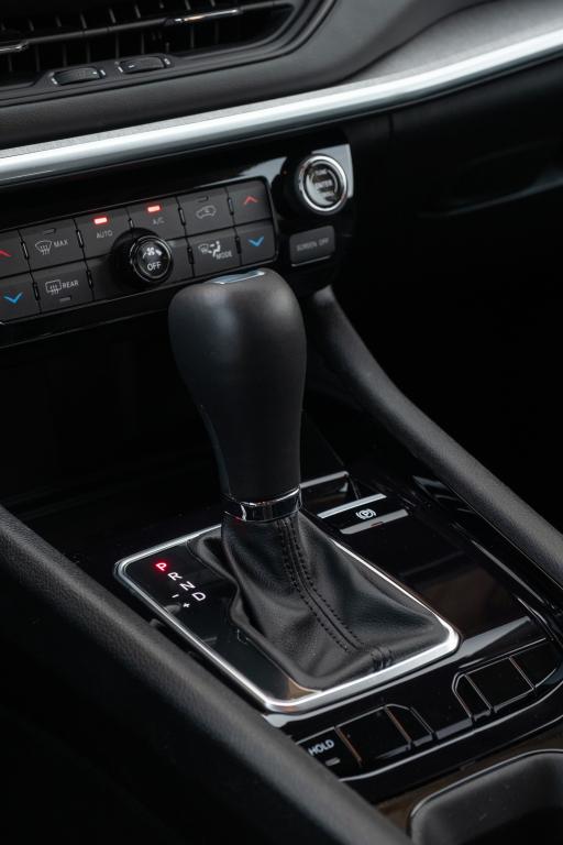 jeep_compass_e-hybrid_s_76.jpg.88f6793a9e737ad9c49fd984544530ae.jpg