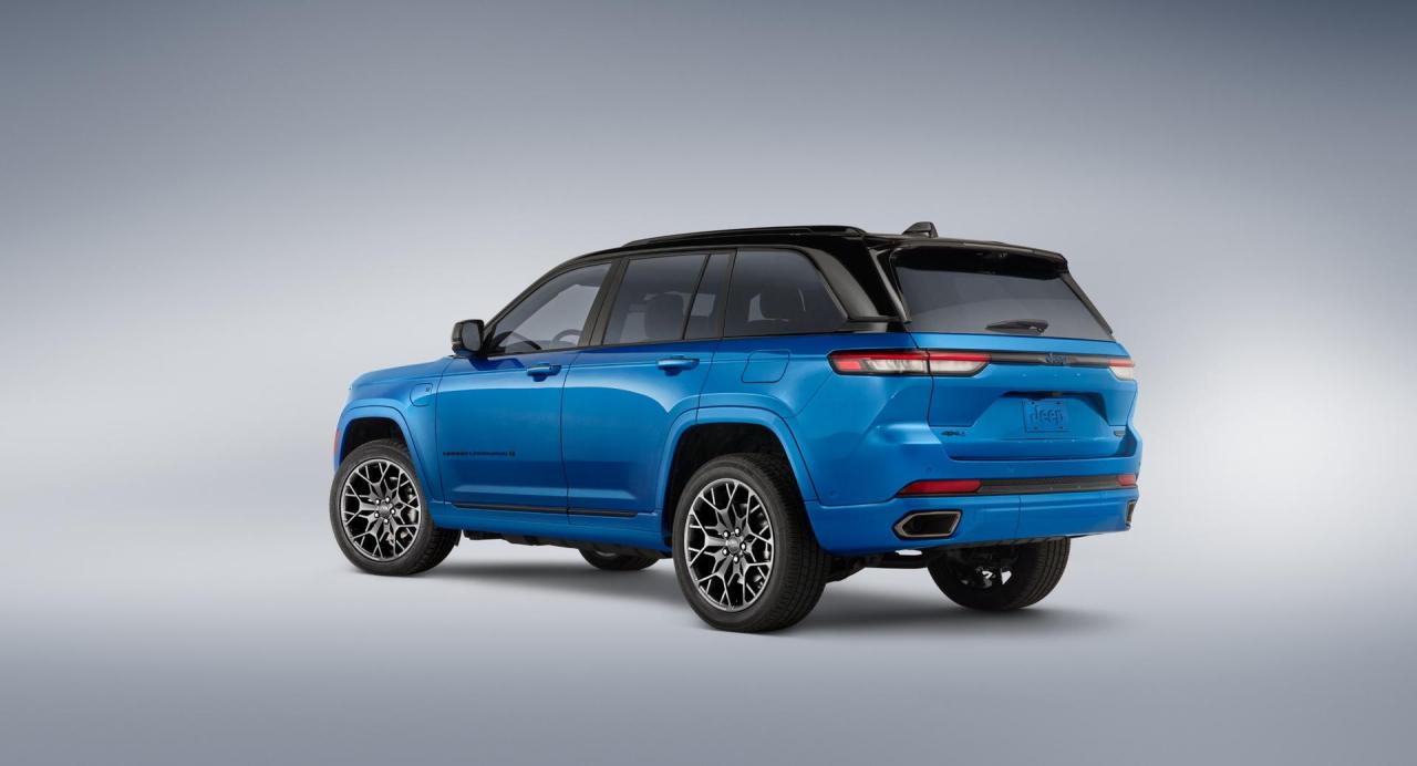 2022-Jeep-Grand-Cherokee-High-Altitude-2.jpg