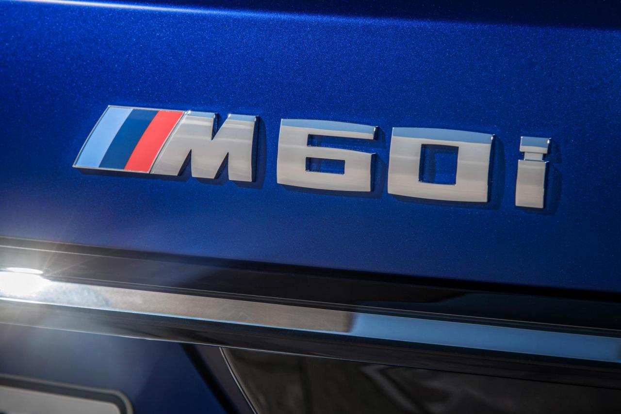2023-BMW-X7-102.jpg
