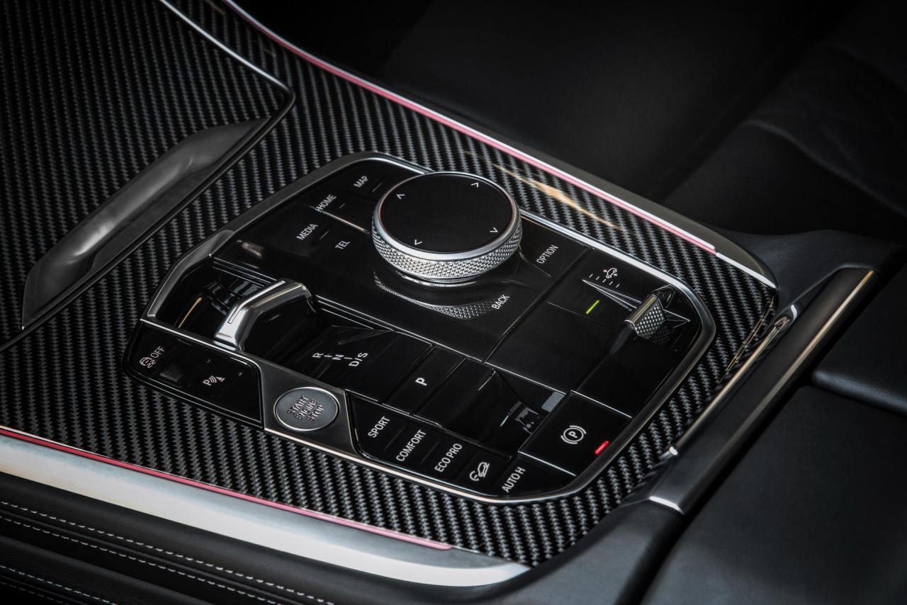 2023-BMW-X7-113.jpg
