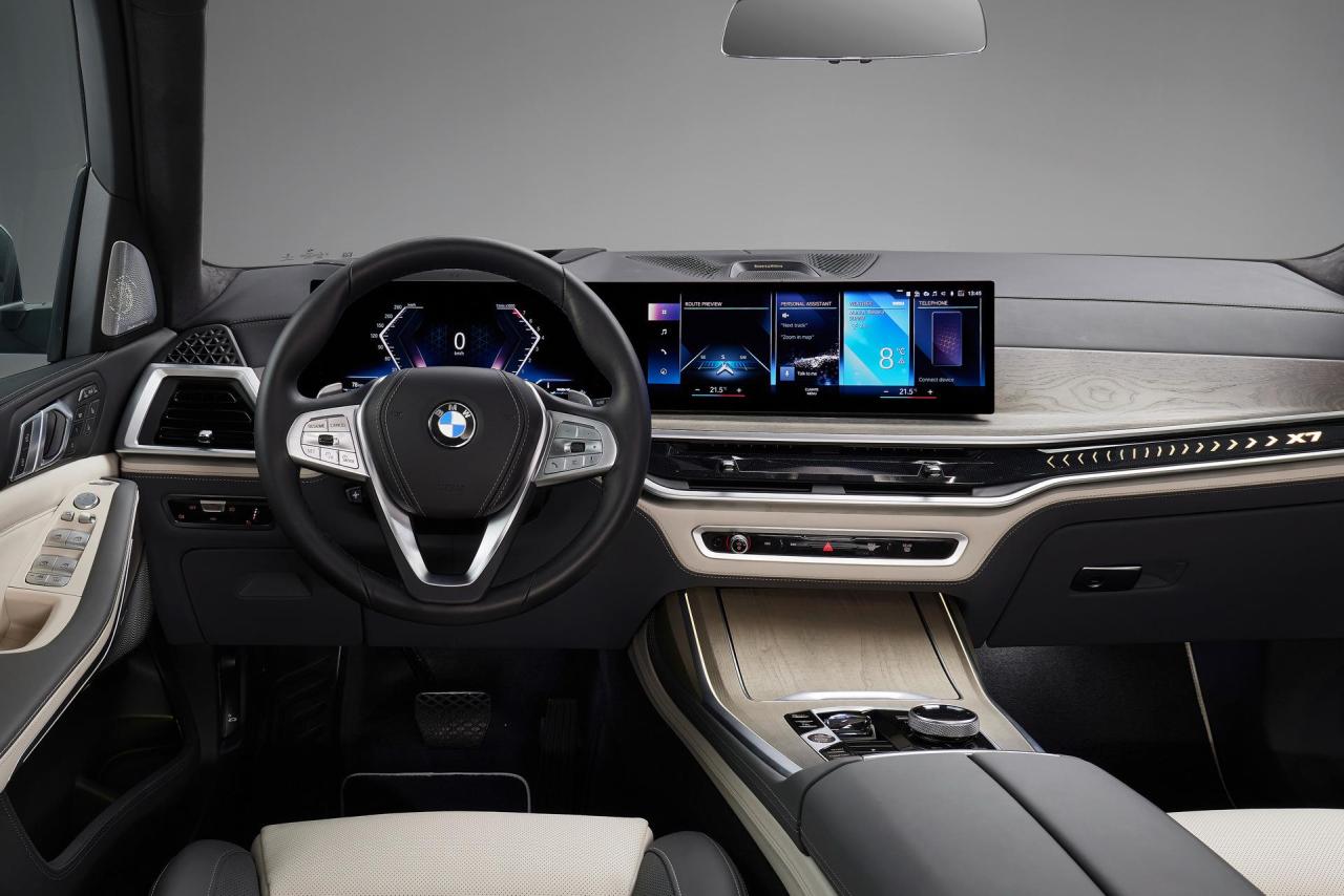 2023-BMW-X7-128.jpg