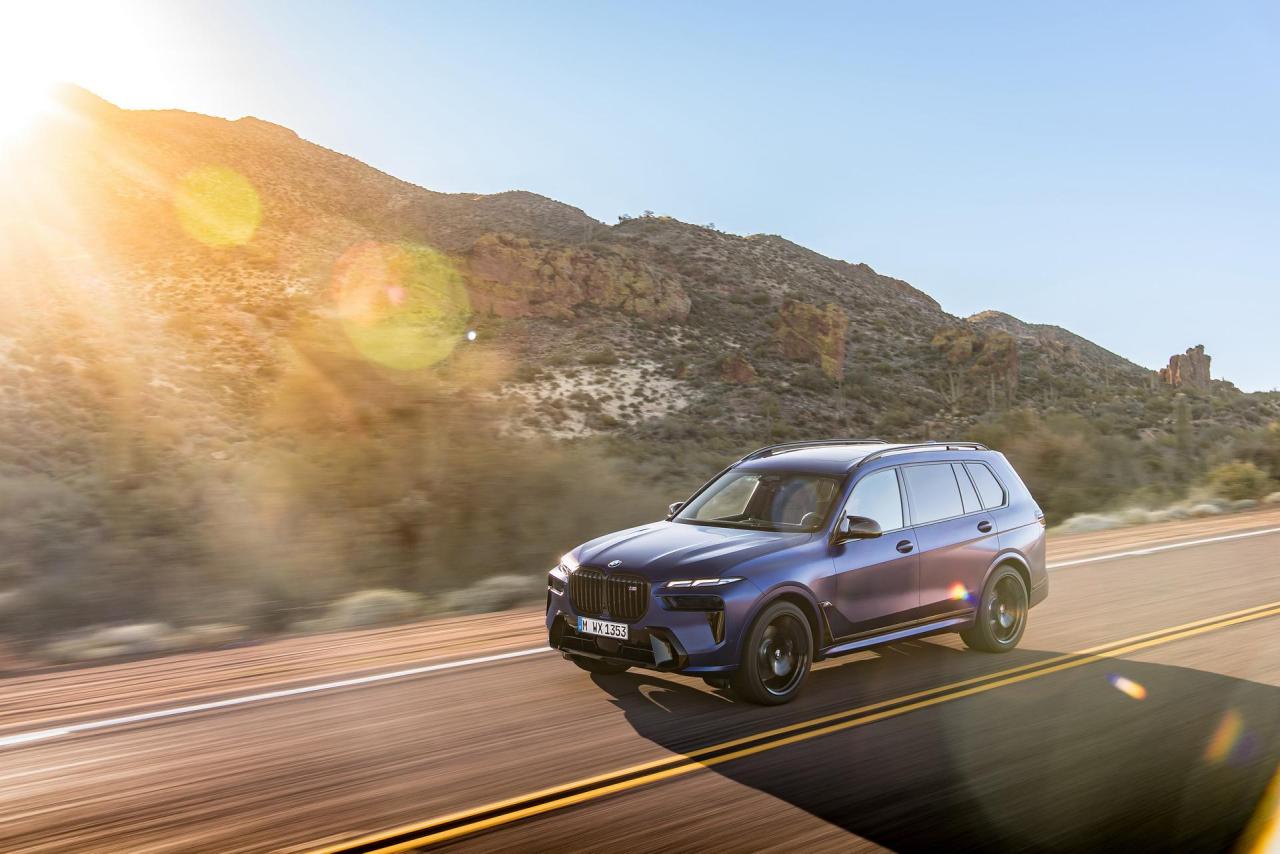 2023-BMW-X7-41.jpg
