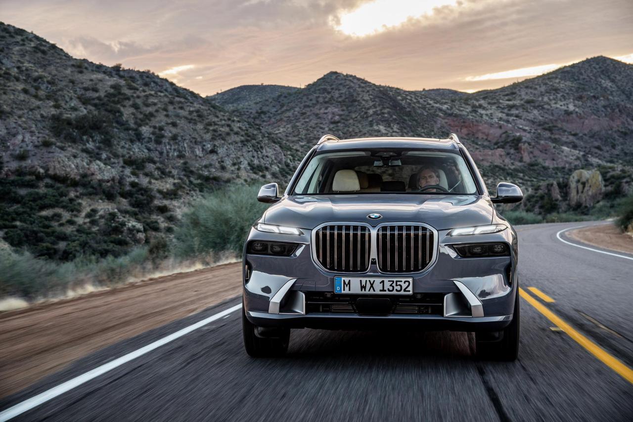 2023-BMW-X7-59.jpg