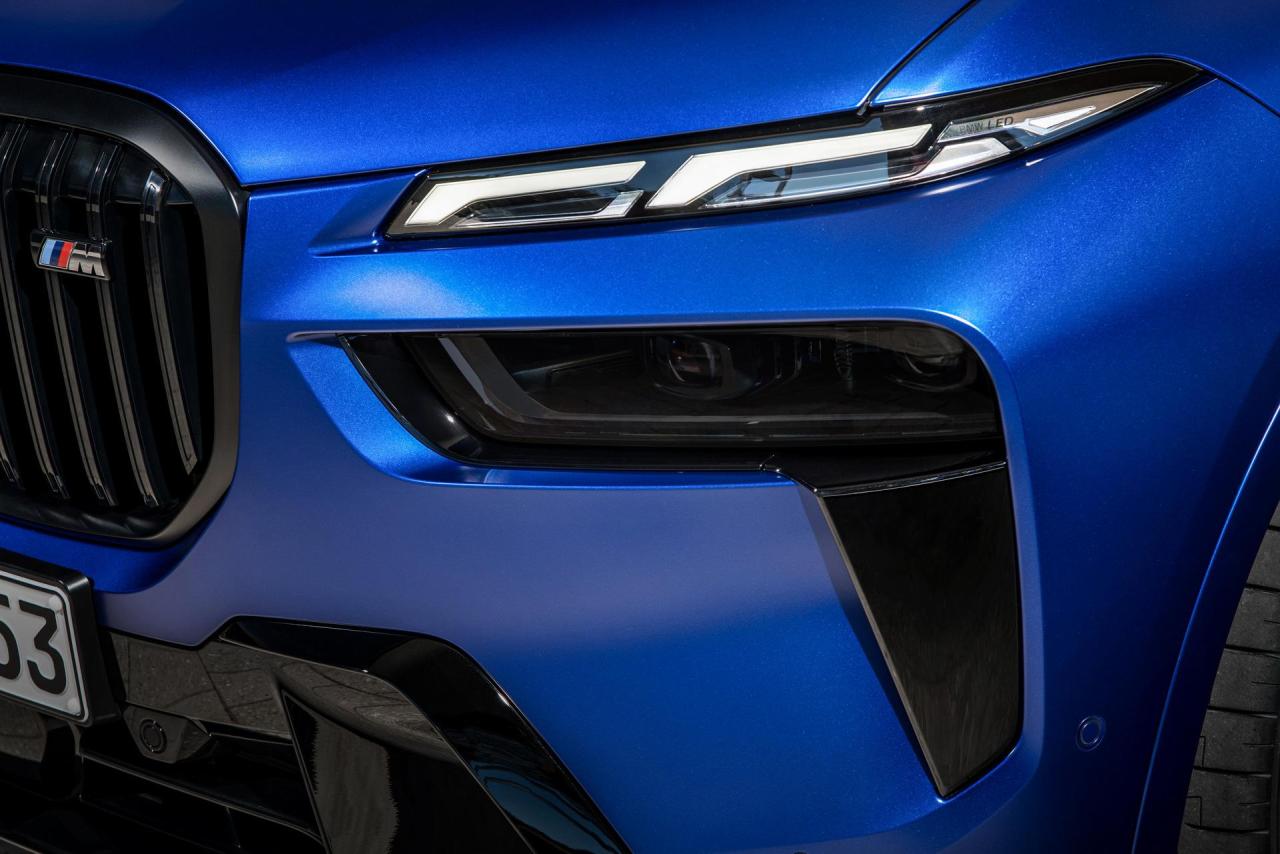 2023-BMW-X7-8.jpeg