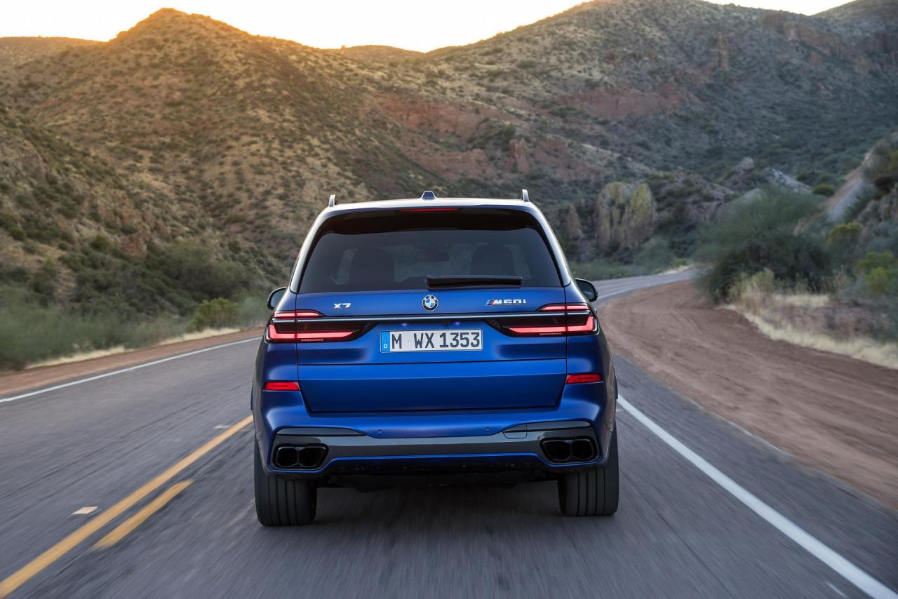 2023-BMW-X7-94.jpg