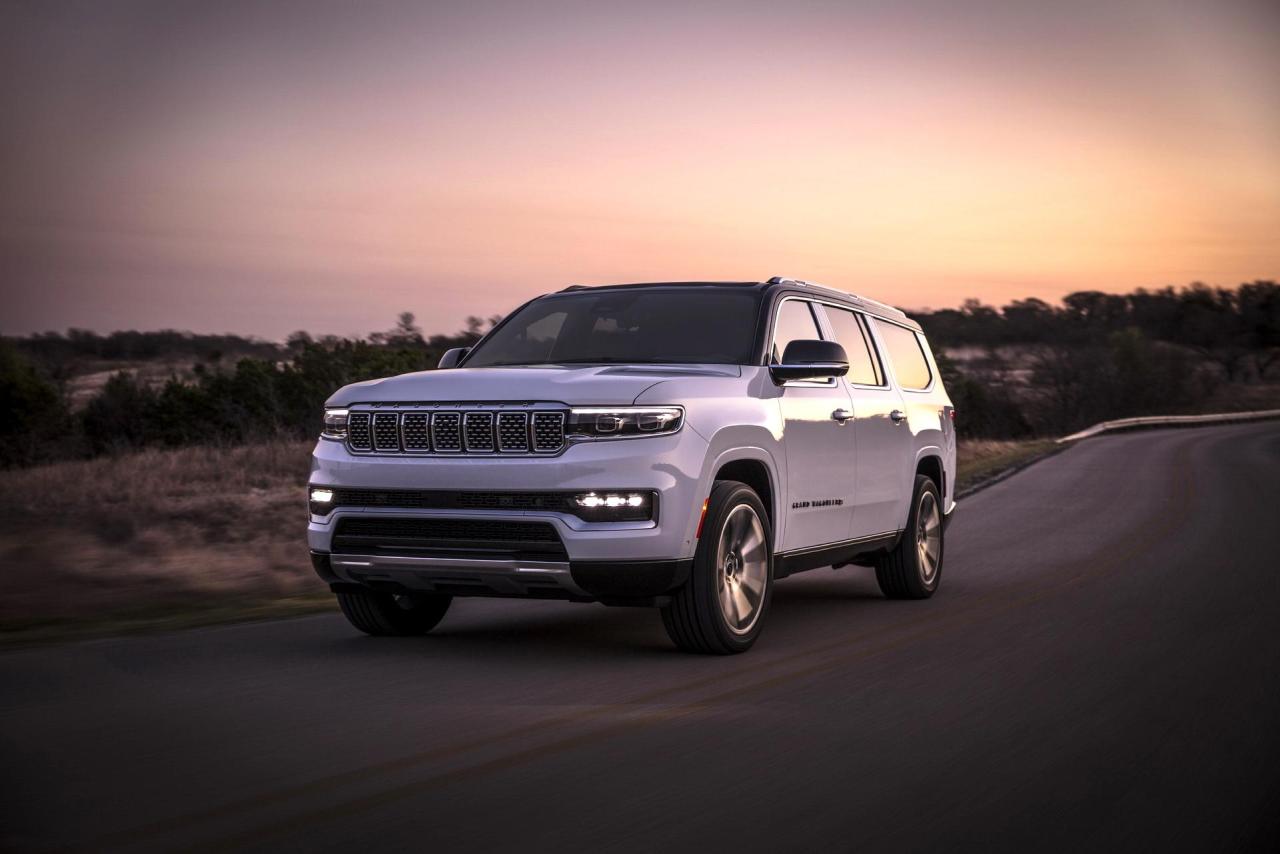 2023-Jeep-Wagoneer-L-Grand-Wagoneer-L-5.jpg
