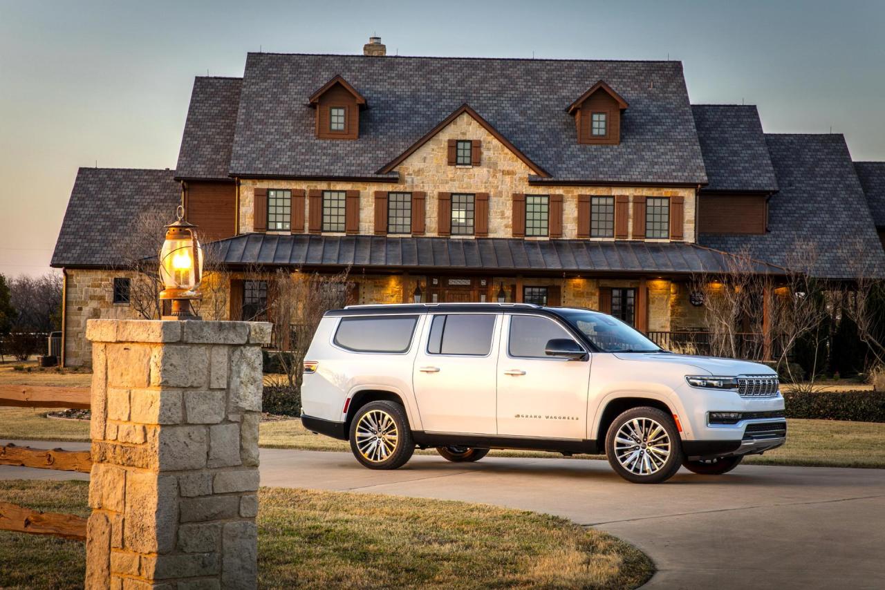 2023-Jeep-Wagoneer-L-Grand-Wagoneer-L-7.jpg