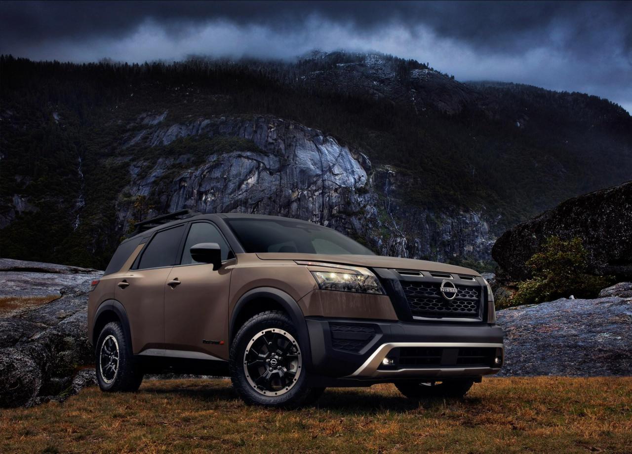 2023-Nissan-Pathfinder-Rock-Creek-16.jpg