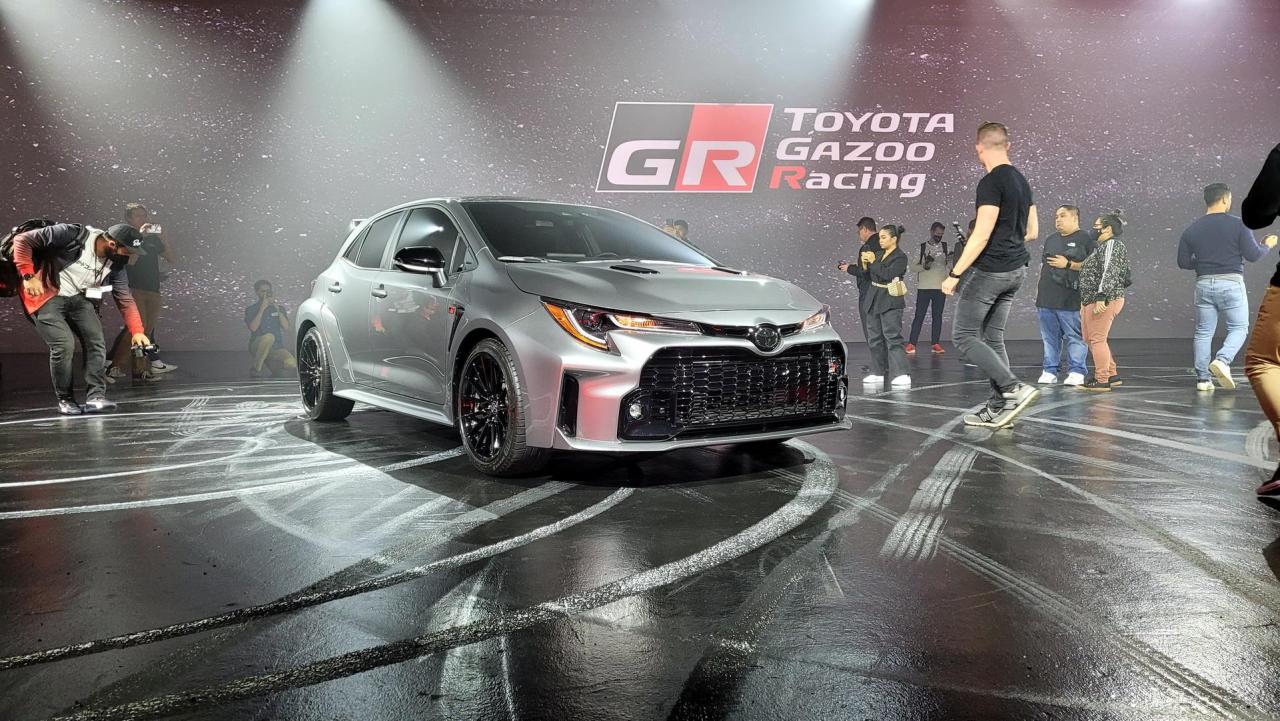 2023-Toyota-GR-Corolla-013.jpg