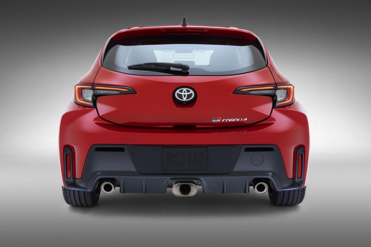 2023-Toyota-GR-Corolla-34.jpg