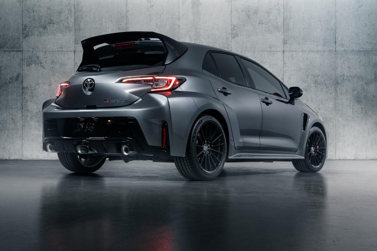 2023-Toyota-GR-Corolla-9.jpg