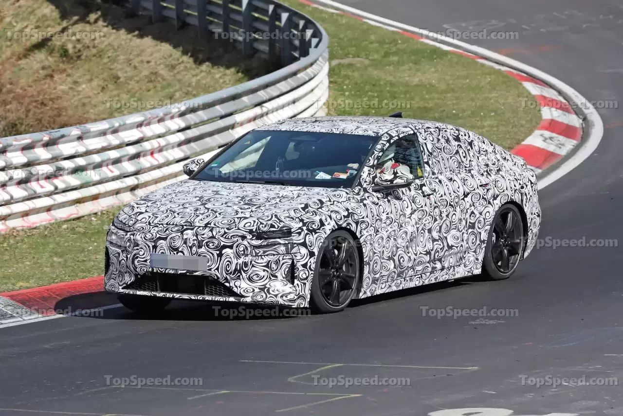 2024-audi-a6-e-tron--6-2_1600x0.webp