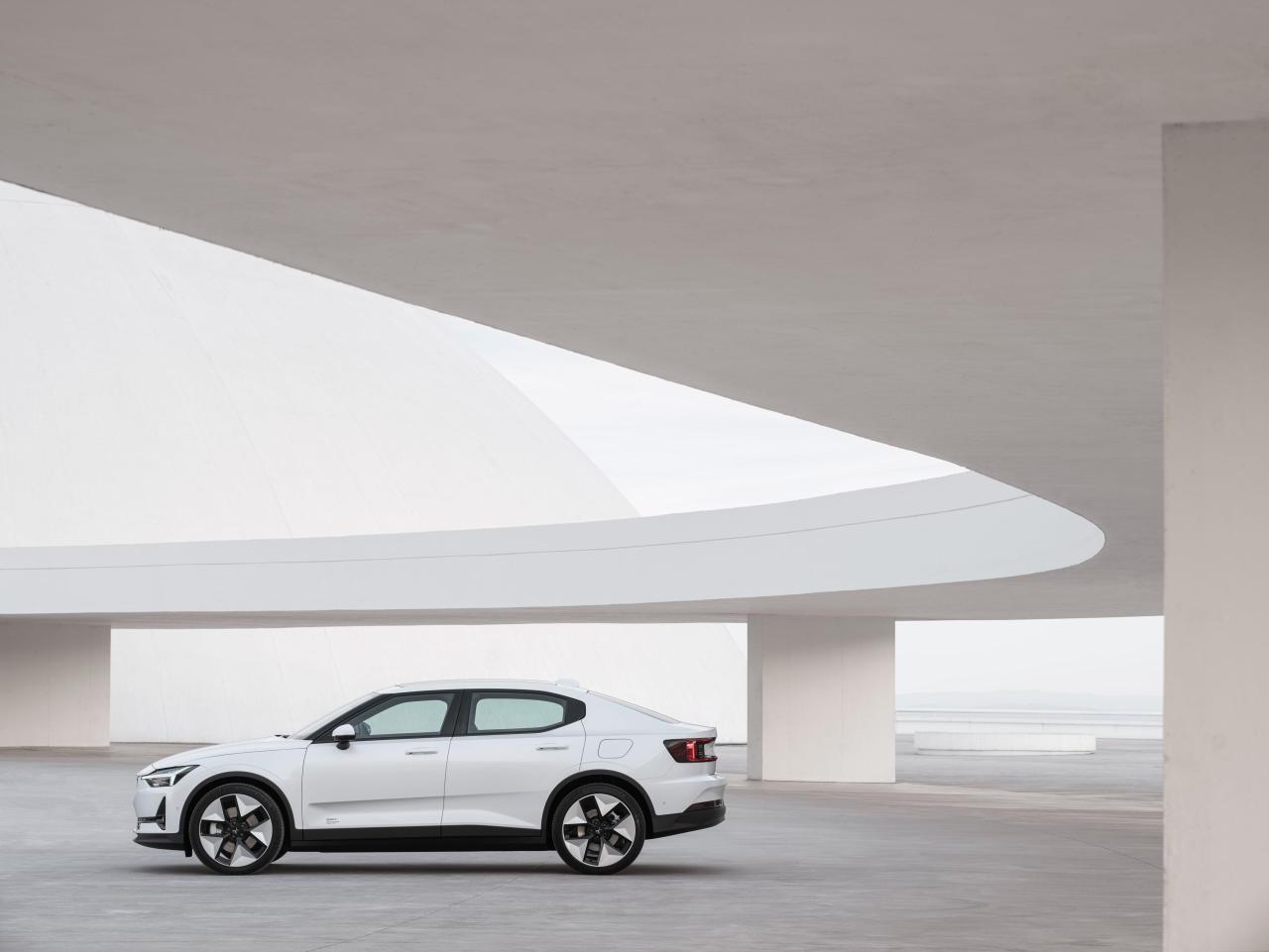 651079_20220427_Polestar_2.jpg