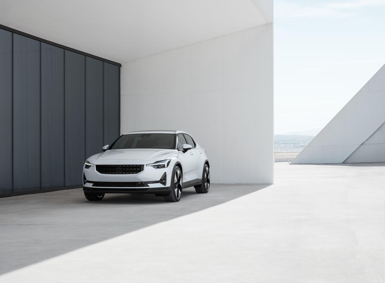 651085_20220427_Polestar_2.jpg