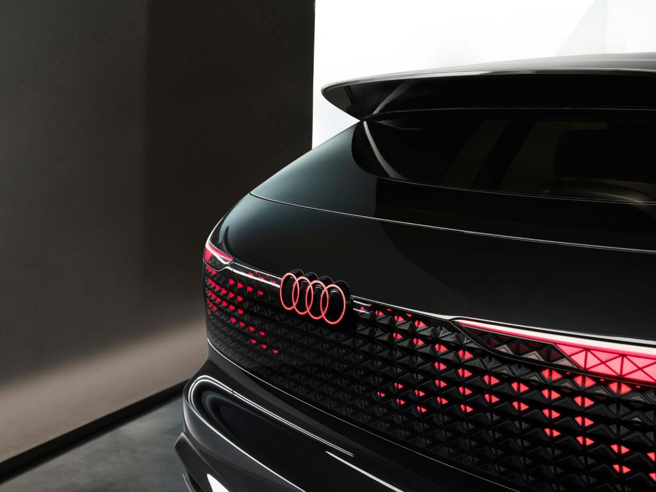 Audi-Urbansphere-Concept-18.jpg