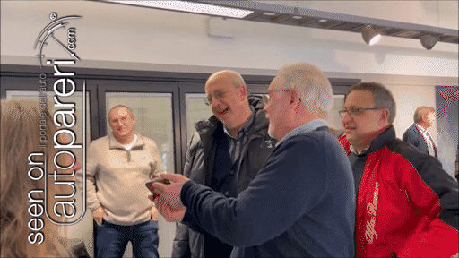Imparatoride_01.gif.6170350e746ddff1c13c29dd370e65a7.gif