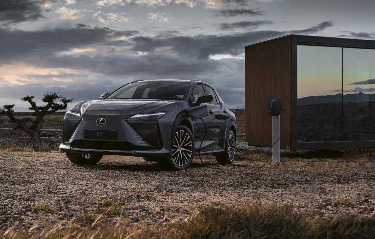 Lexus-RZ-450e-110.jpg