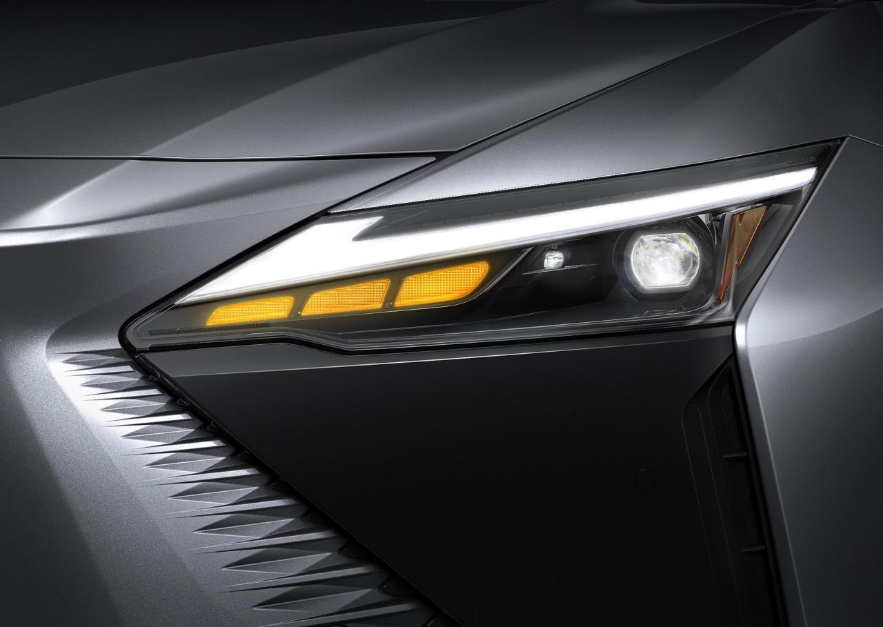 Lexus-RZ-450e-21.jpg