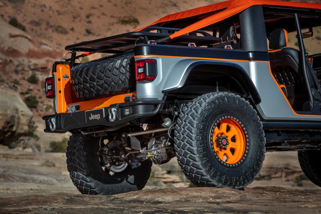 jeep_bob_concept_4.jpg.6b78acd72177172d83af66c0bf8a4437.jpg