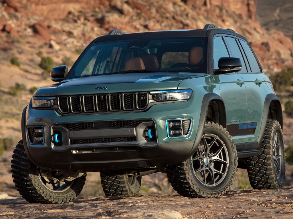 jeep_grand_cherokee_trailhawk_phev_concept_022101de06ed052f.jpg.db085fb2de842cc5a3197333b2fba68a.jpg