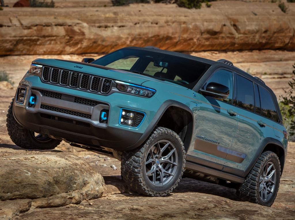 jeep_grand_cherokee_trailhawk_phev_concept_2_013a00950977070f.jpg.d2683dd96a014691fd9ffda395465931.jpg