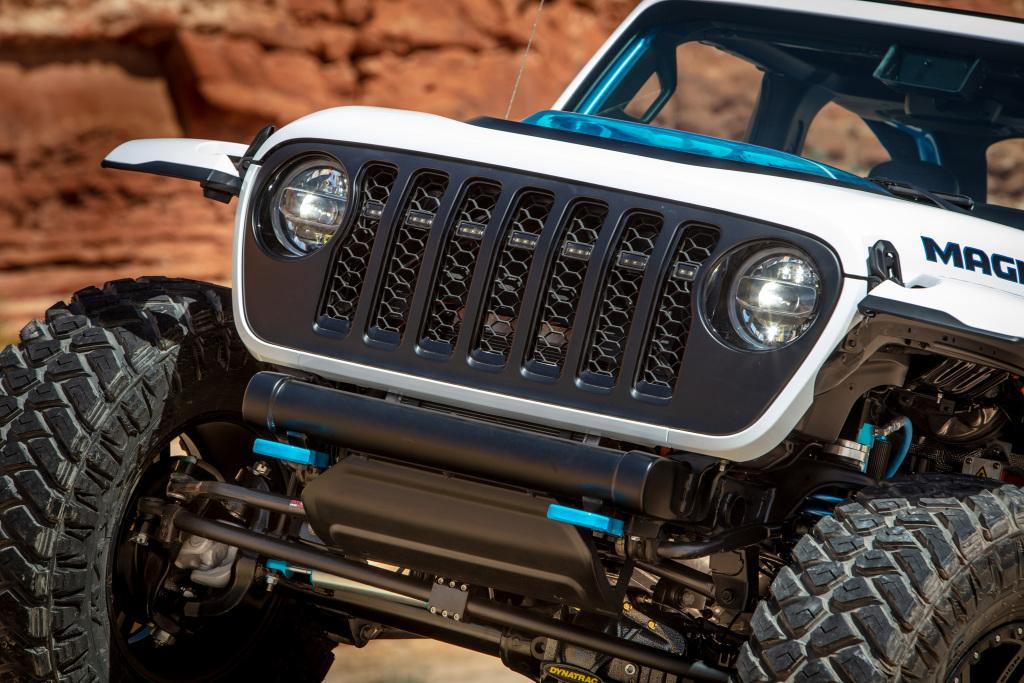 jeep_wrangler_magneto_2.0_concept_8.jpg.a04078a539e89b799e1573c80bc4b050.jpg