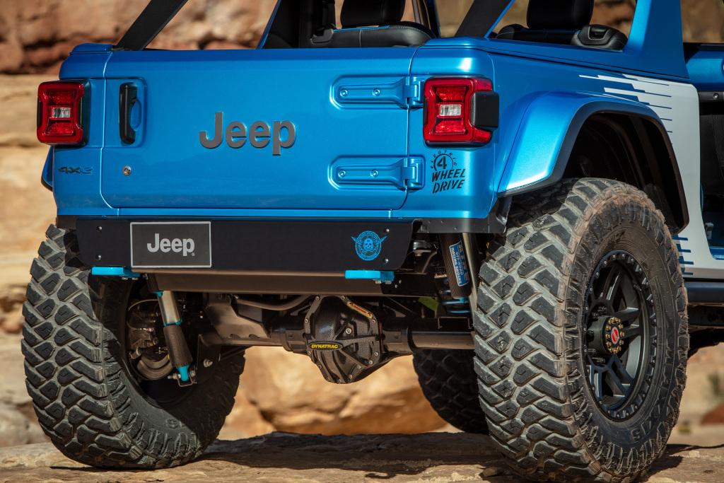jeep_wrangler_magneto_2.0_concept_9.jpg.96832e430f5290de537b9d3d2b6c6939.jpg
