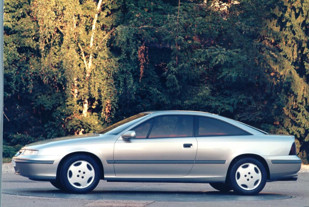 opel_calibra-j2670_pre-prod_lato.thumb.jpg.15d3e2e33cf87e41ff635bdacf3e548e.jpg