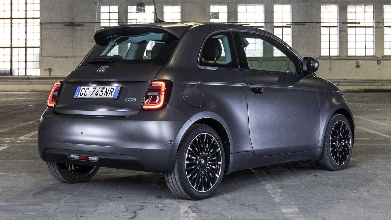 una-settimana-in-elettrico-con-la-fiat-500-elettrica.thumb.jpg.6529d72ca5be72354c0513a7444df745.jpg