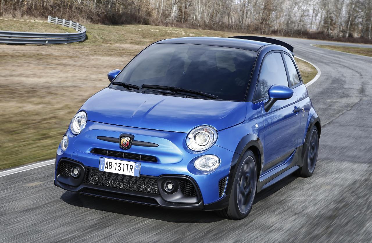1368397794_14_NewAbarth695Tributo131rally.thumb.JPG.bf287c6cab323d781ad8604295b81a2d.JPG