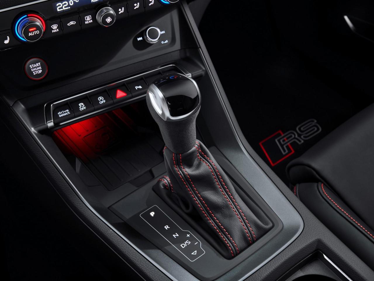 17ba271c-2020-audi-rs-q3-21.thumb.jpg.dedb5753511d817dc4830915b0250d69.jpg