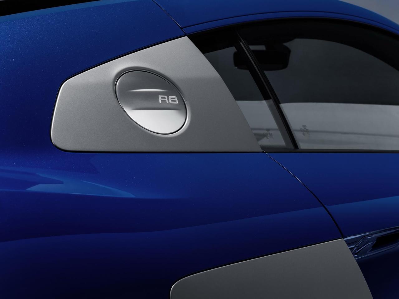 1b3f2e62-2019-audi-r8-range-mega-gallery-32.thumb.jpg.5a19a5ffc9e98f96fde8a3c59ea75566.jpg
