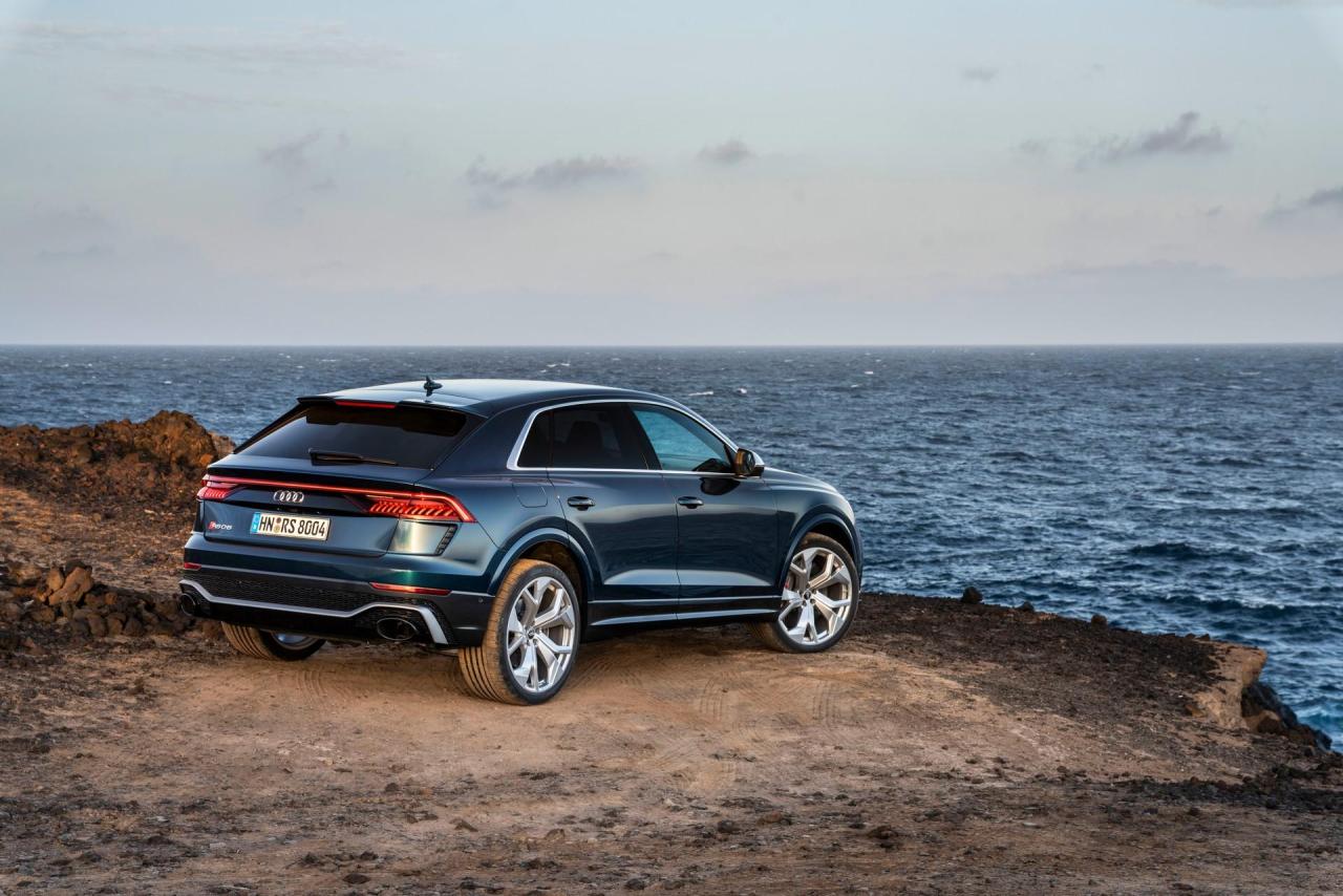 2020-Audi-RS-Q8-26.thumb.jpg.25069c827f30c88793fc4b7dcbc702d2.jpg