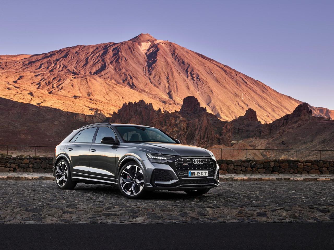 2020-Audi-RS-Q8-29.thumb.jpg.602e9d3bdc21b4bd0c018c60a15b7ad9.jpg