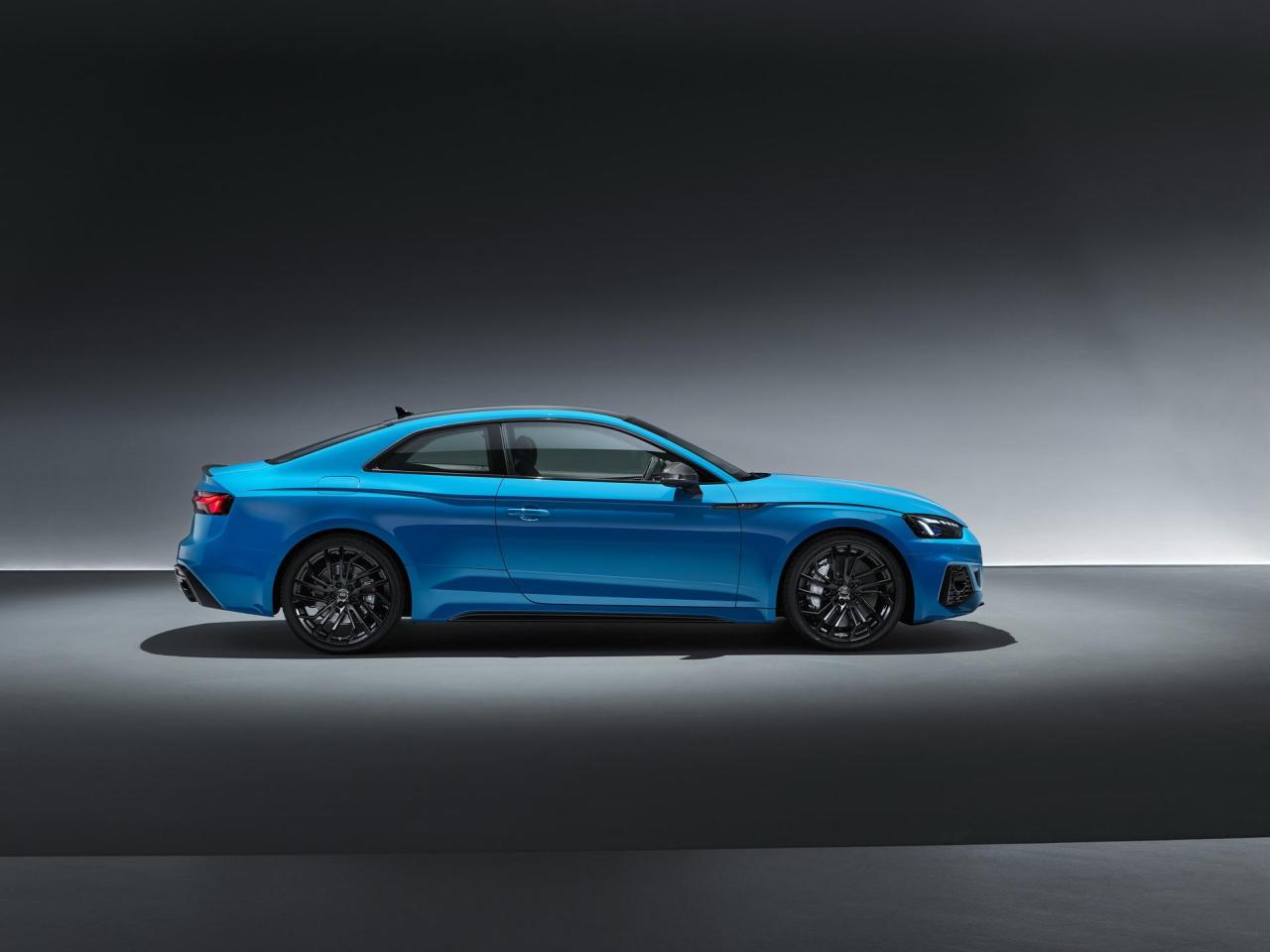 2020-Audi-RS5-Coupe-Sportback-14.thumb.jpg.84a3e1d9a4accddce534904e11292639.jpg