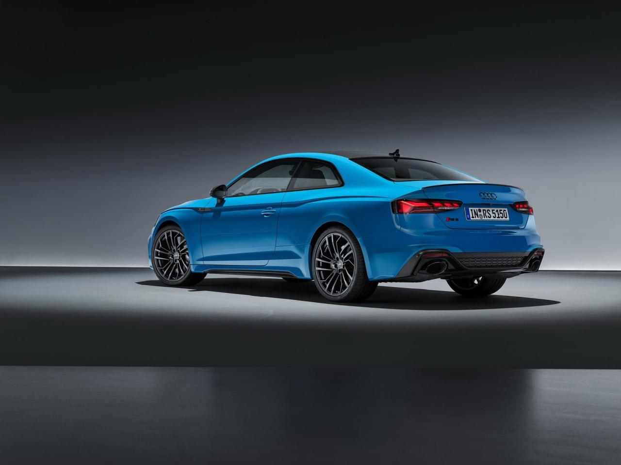 2020-Audi-RS5-Coupe-Sportback-15.thumb.jpg.89a0bcb56f114c918722dfe4e2e273e8.jpg