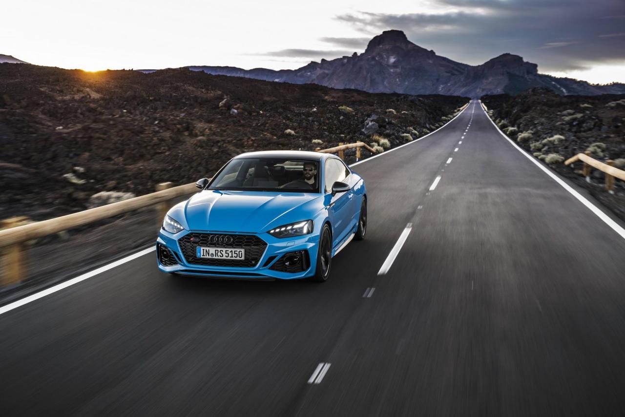 2020-Audi-RS5-Coupe-Sportback-18.thumb.jpg.a0a745737e115e0fce69a7bf457e8322.jpg