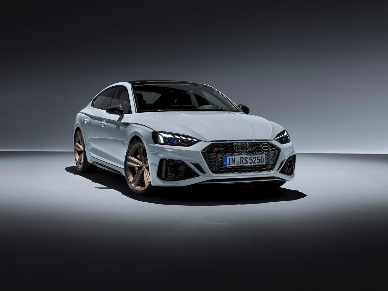 2020-Audi-RS5-Coupe-Sportback-35.jpg