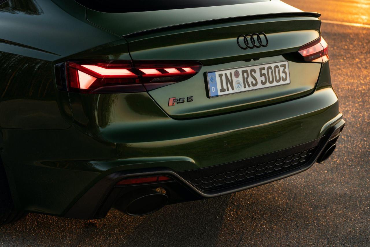 2020-Audi-RS5-Sportback-11.thumb.jpg.74ad8e8dba2ad749c474751b32e1178e.jpg