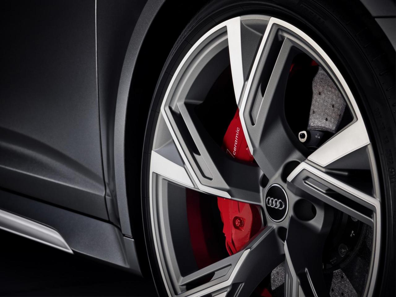 2020-Audi-RS6-Avant-62.thumb.jpg.7a06d115ce285edce820860ee87d3337.jpg