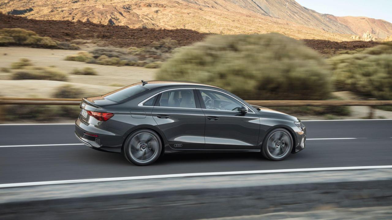2021-Audi-A3-Sedan-15.thumb.jpg.0b6dc7af21918723f909e785378049c5.jpg