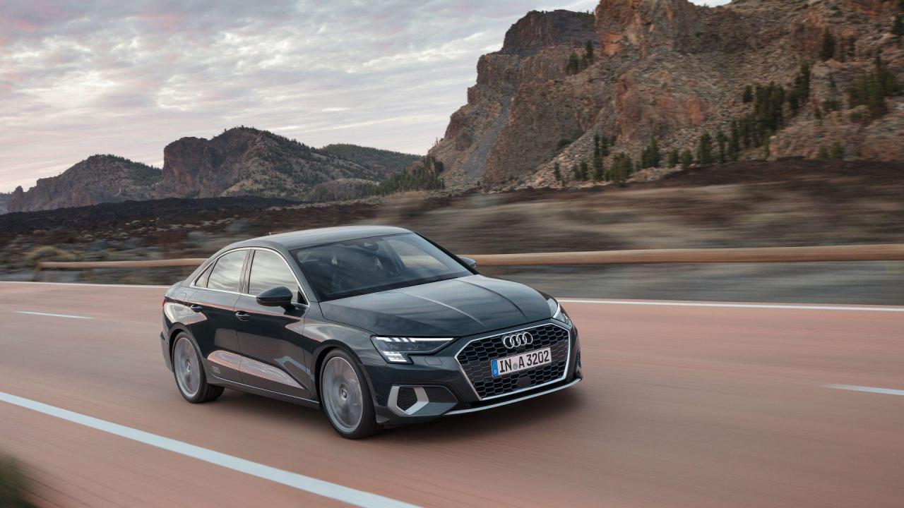 2021-Audi-A3-Sedan-17.thumb.jpg.28942c8264d87e62d10d12fdcb8a2c19.jpg