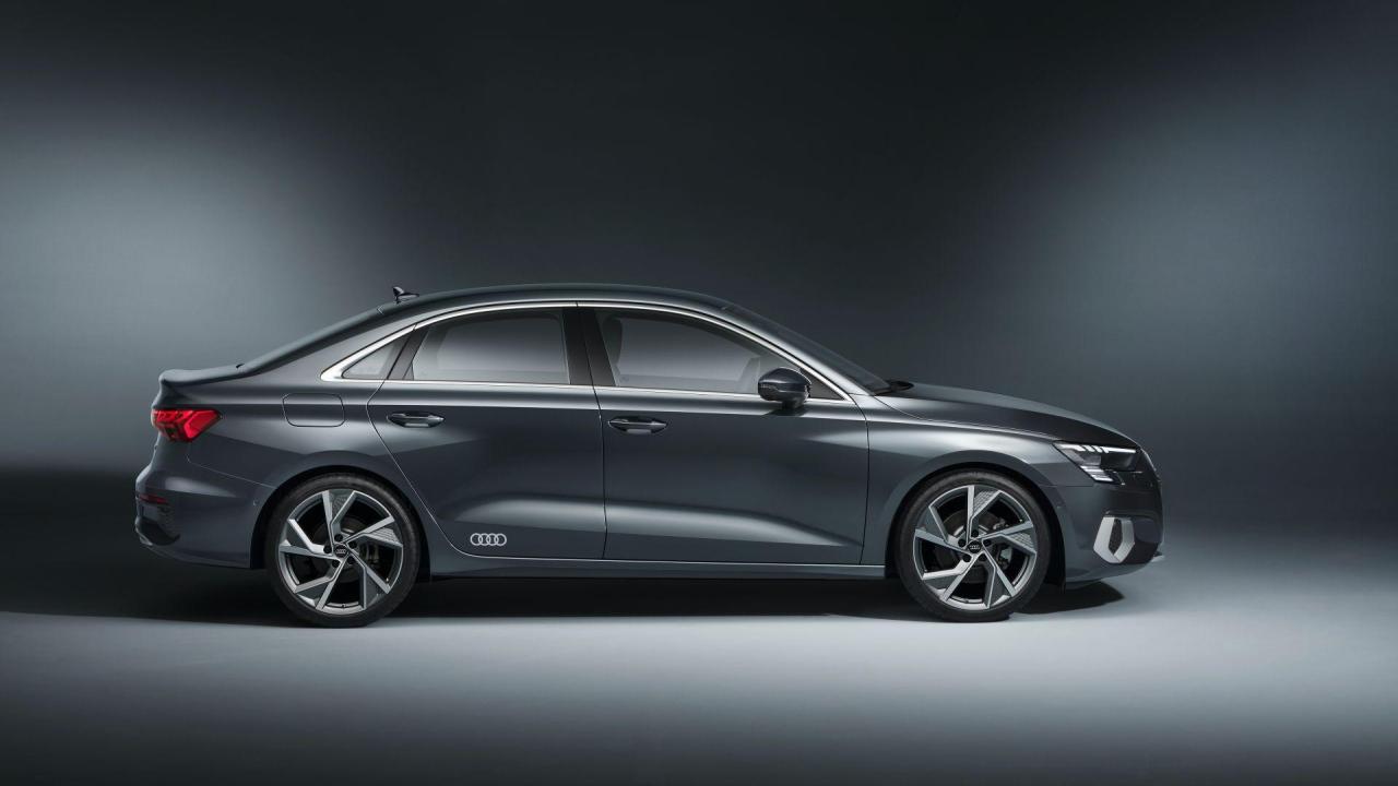 2021-Audi-A3-Sedan-21.thumb.jpg.d766431c4749da5b05d5b323966e4e7e.jpg