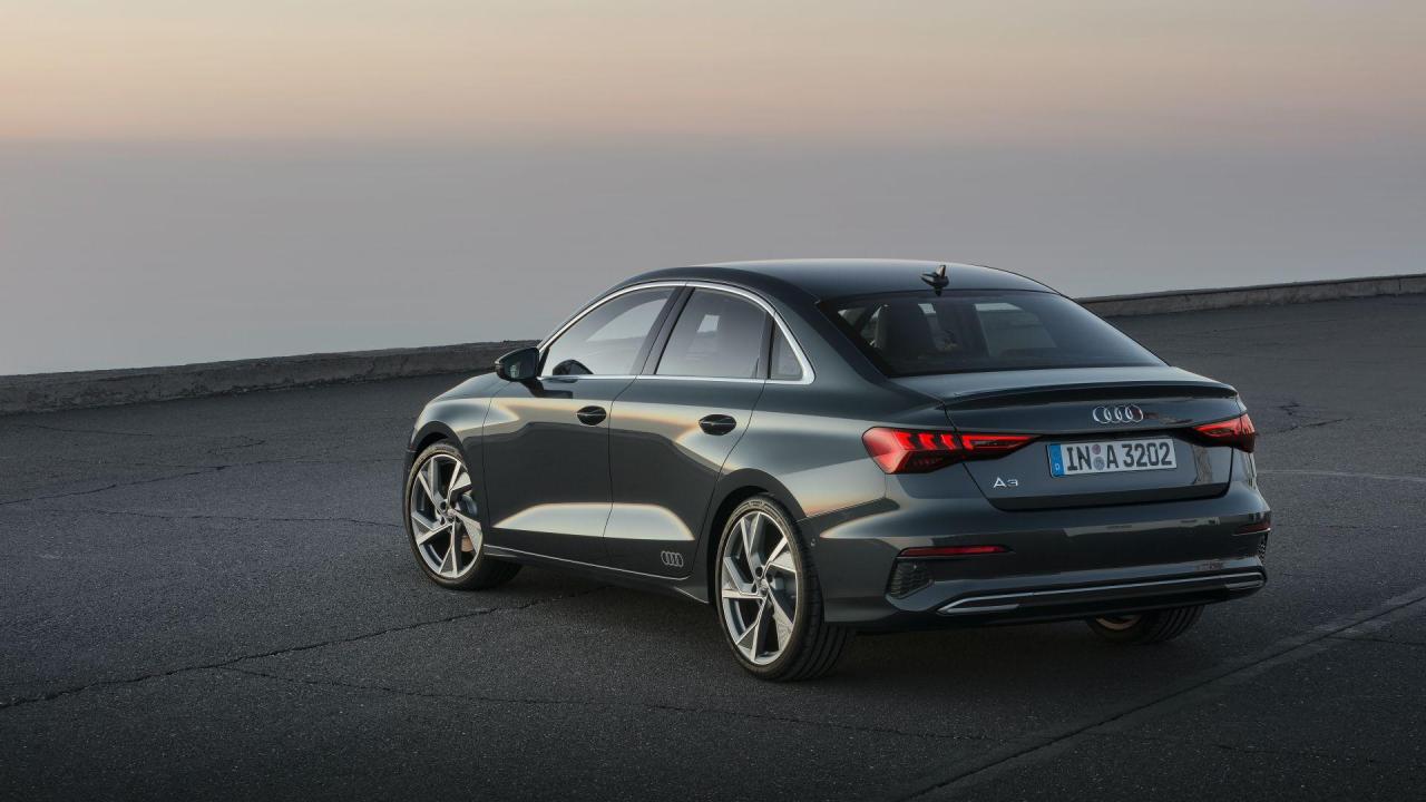 2021-Audi-A3-Sedan-29.thumb.jpg.3f9c0477441280cab7dbd31fe6b3d3d3.jpg