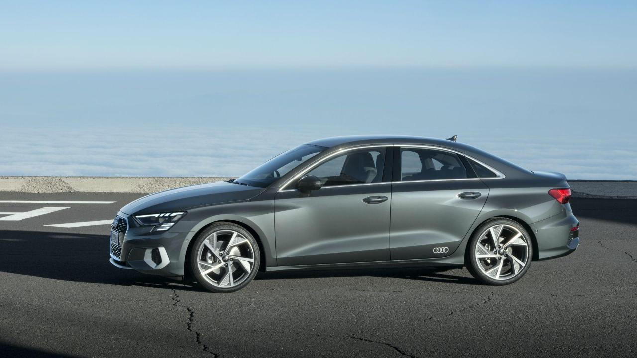 2021-Audi-A3-Sedan-38.thumb.jpg.45f8e96a86ef3493f6b50b31ae384366.jpg