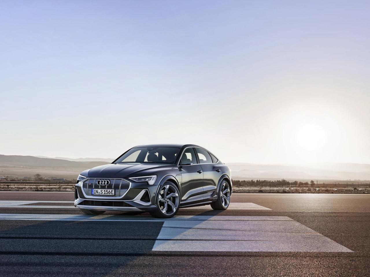 2021-Audi-E-Tron-S-Sportback-34.thumb.jpg.d949d55e1492aa920436d35e72819f1d.jpg